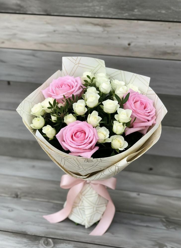 Букет цветов из: Розы в Турки
