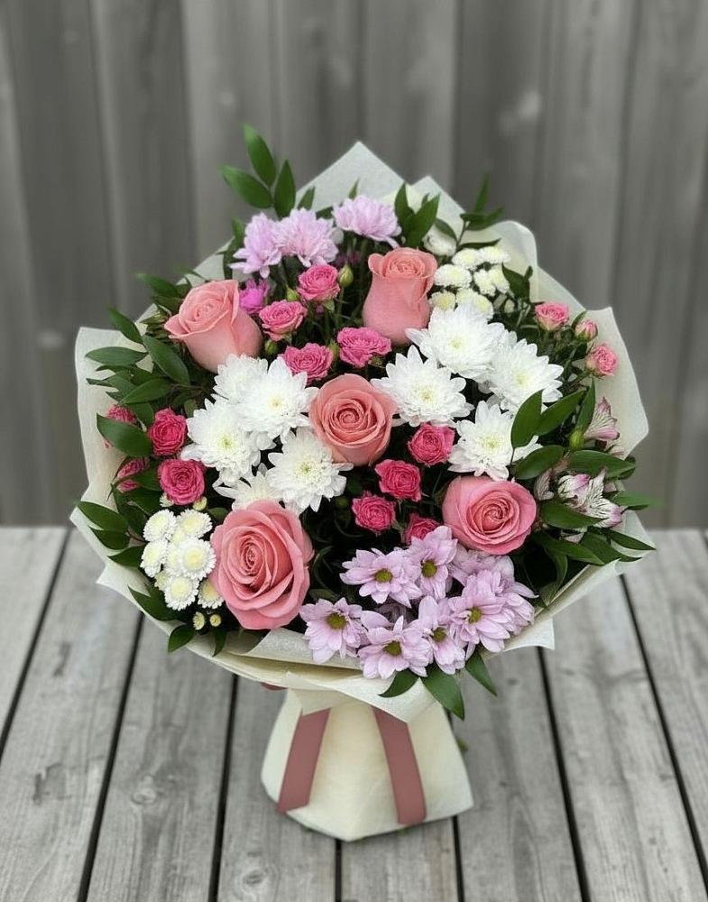 Букет цветов из: Альстромерии, Гвоздики, Розы и Хризантемы в Турки