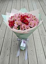 Букет цветов из:  Альстромерии в Турки