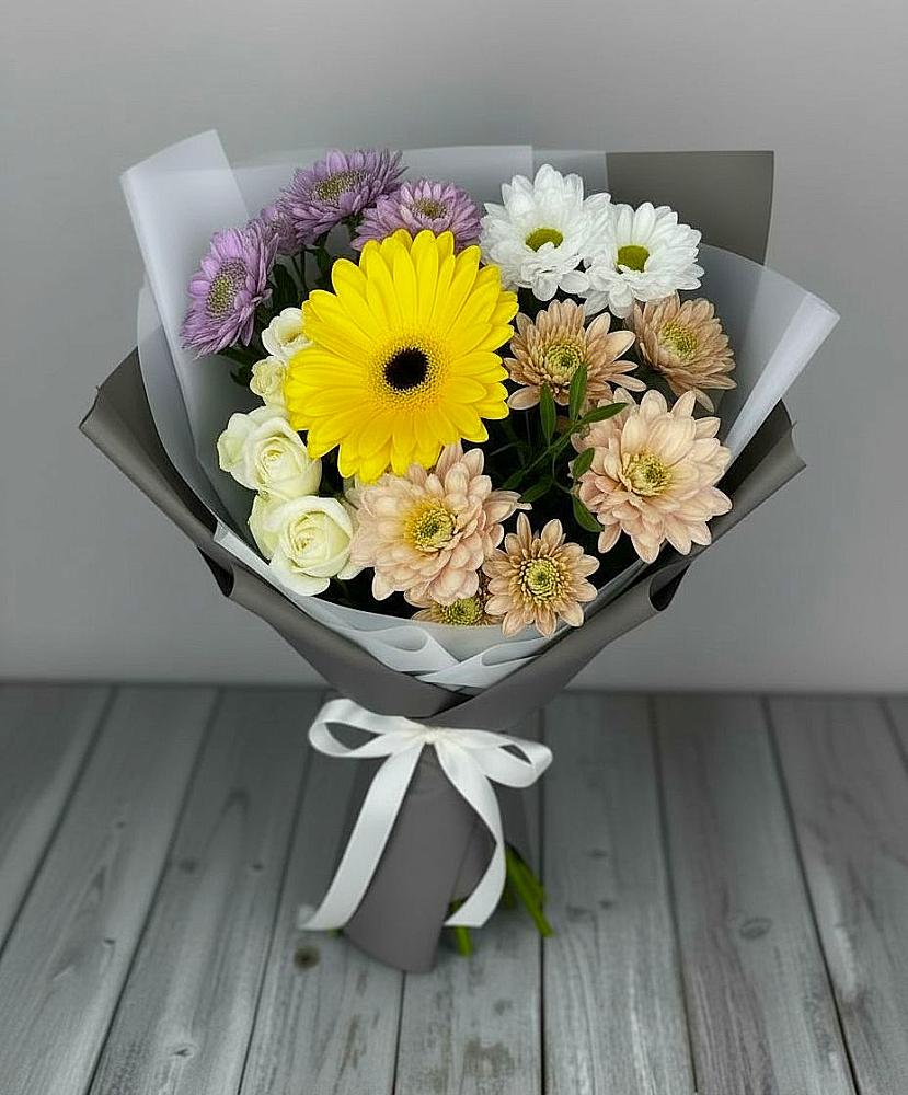 Букет цветов из: Розы, Герберы и Хризантемы в Турки