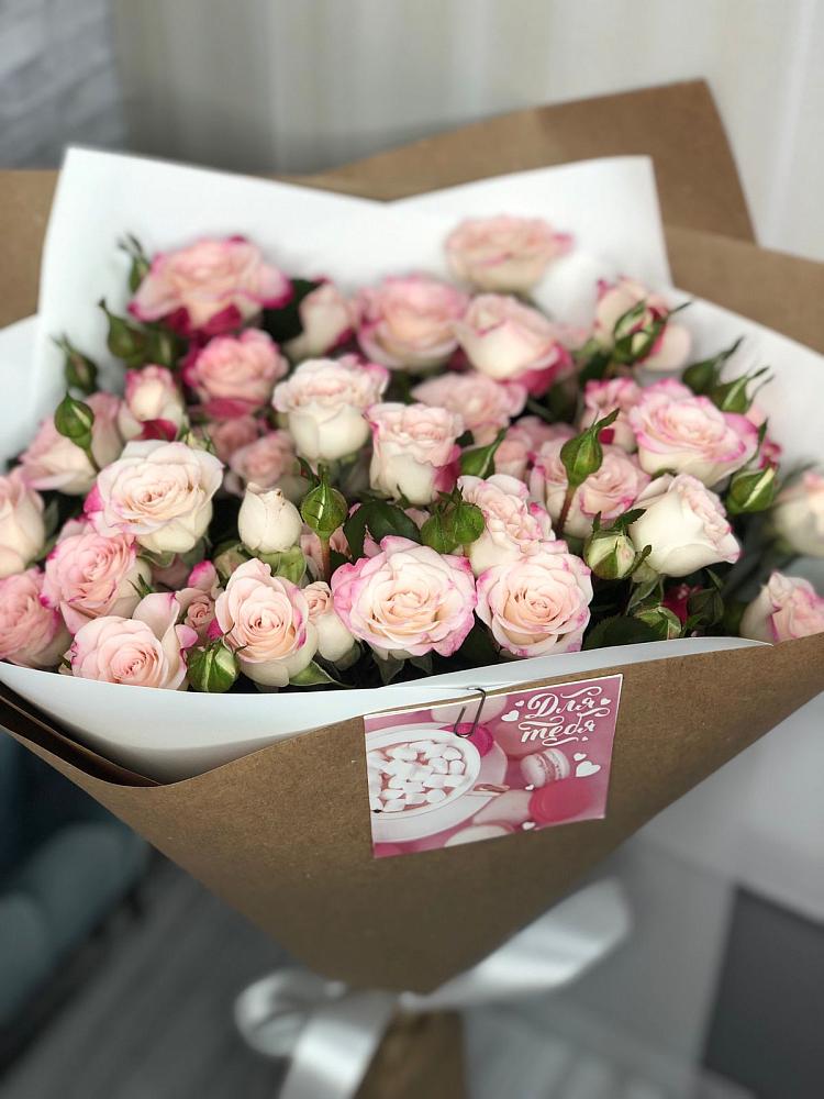 Букет цветов из: Розы в Турки