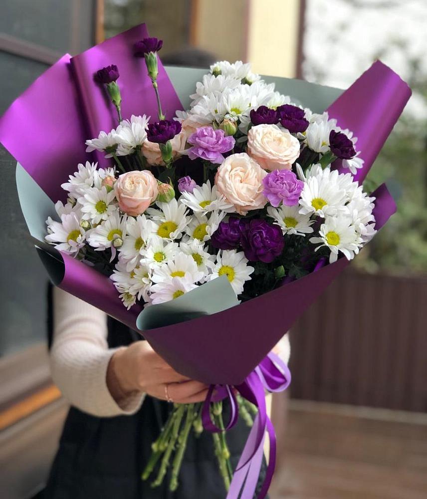 Букет цветов из: Хризантемы, Гвоздики и Розы в Турки