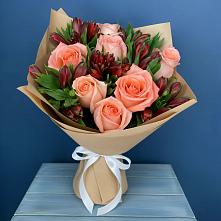 Букет цветов из:  Розы и Альстромерии в Турки