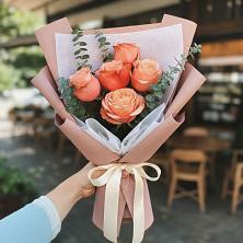 Букет цветов из:  Розы в Турки