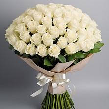 Букет 101 беля роза Белоснежка в Турки