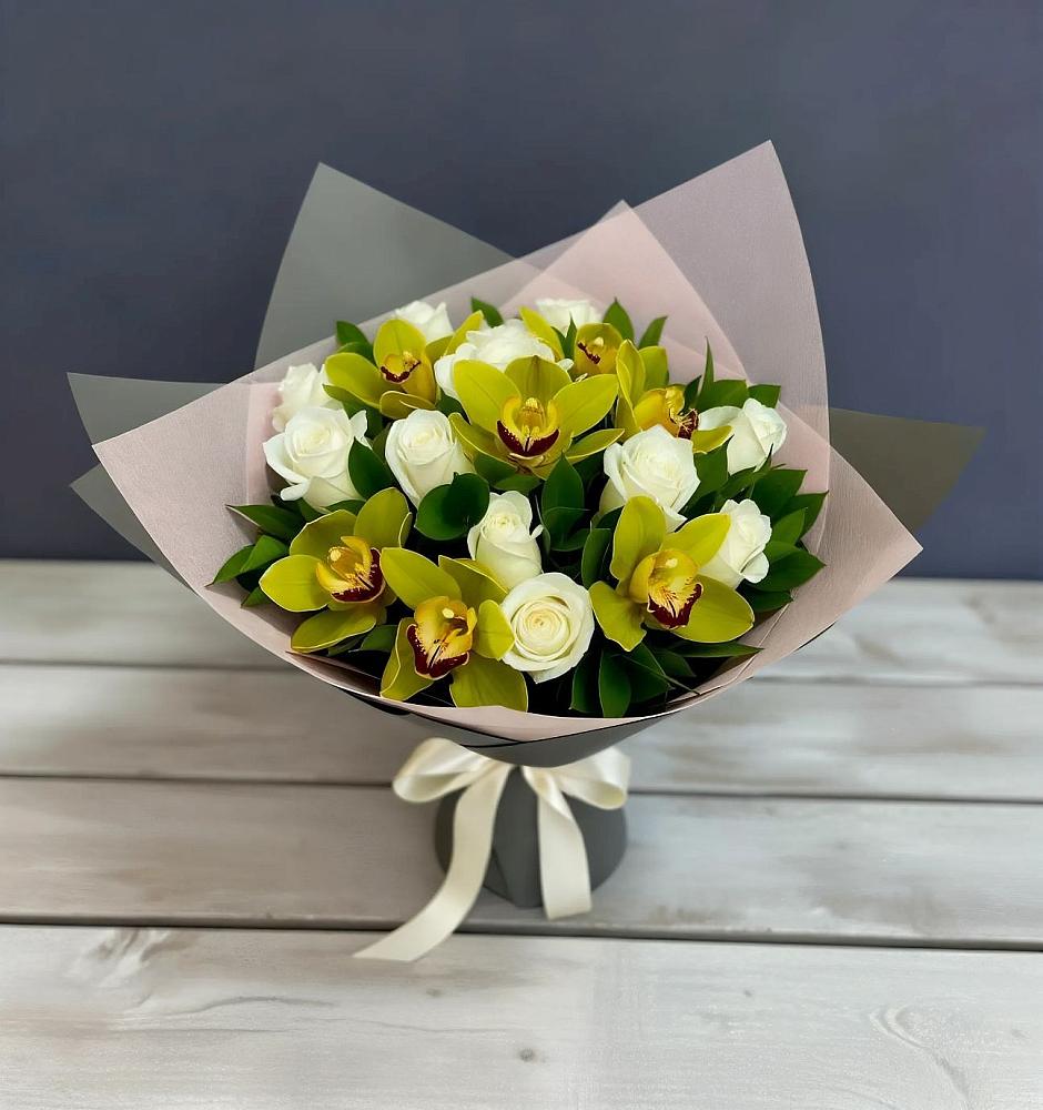 Букет цветов из: Орхидеи и Розы в Турки