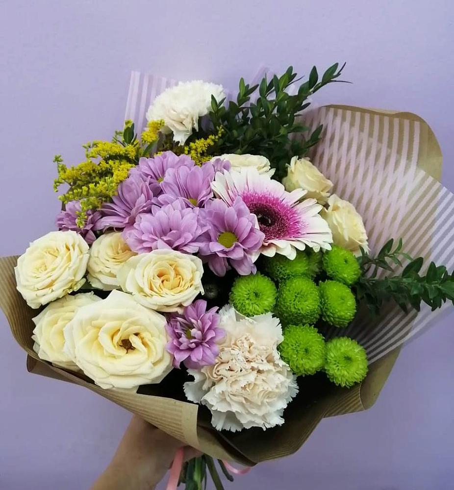 Букет цветов из: Хризантемы, Розы, Гвоздики и Герберы в Турки