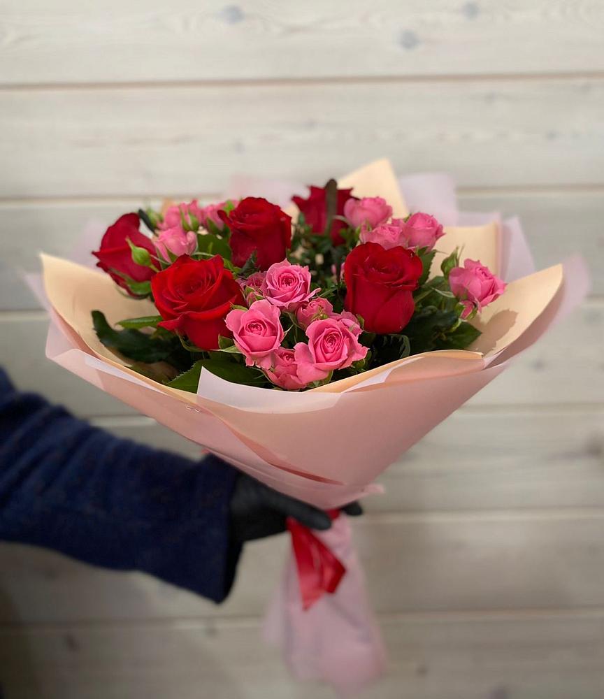 Букет цветов из: Розы в Турки