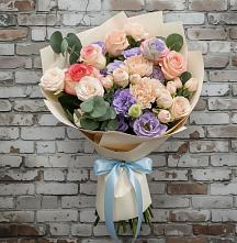 Букет цветов из:  Розы, Лизиантусы и Гвоздики #REPLACE_PRED# Турки