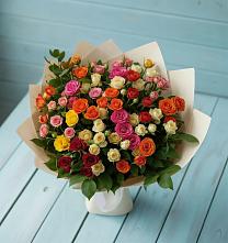 Букет Микс из разноцветных кустовых роз в Турки