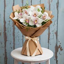 Букет цветов из:  Орхидеи и Розы в Турки